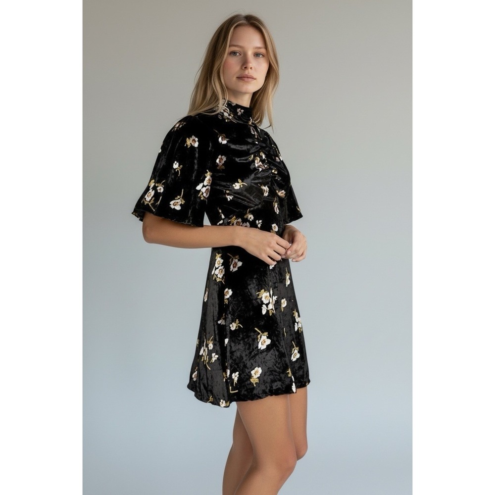 Free People NEW Women Size 0 Black Be My Baby Velvet Mini Dress Mock Neck Floral